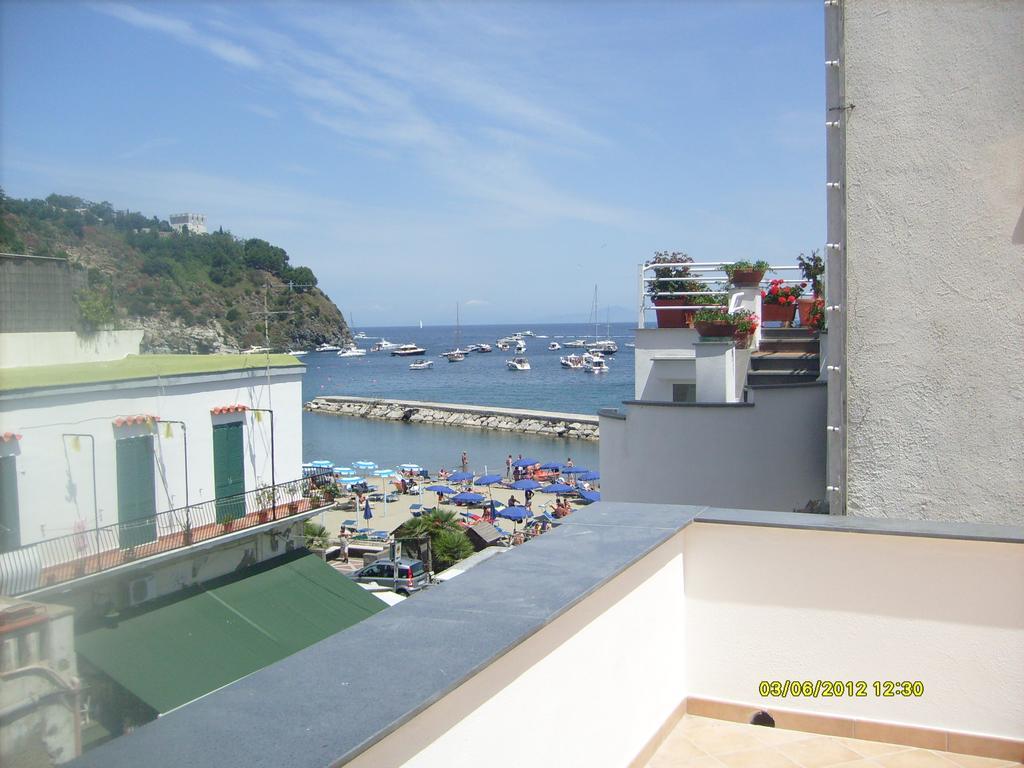 B&B Celestina Ischia Lacco Ameno  Exterior foto